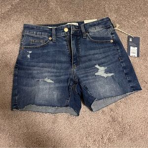 NWT Womens Universal Thread High Rise MIDI shorts size 2